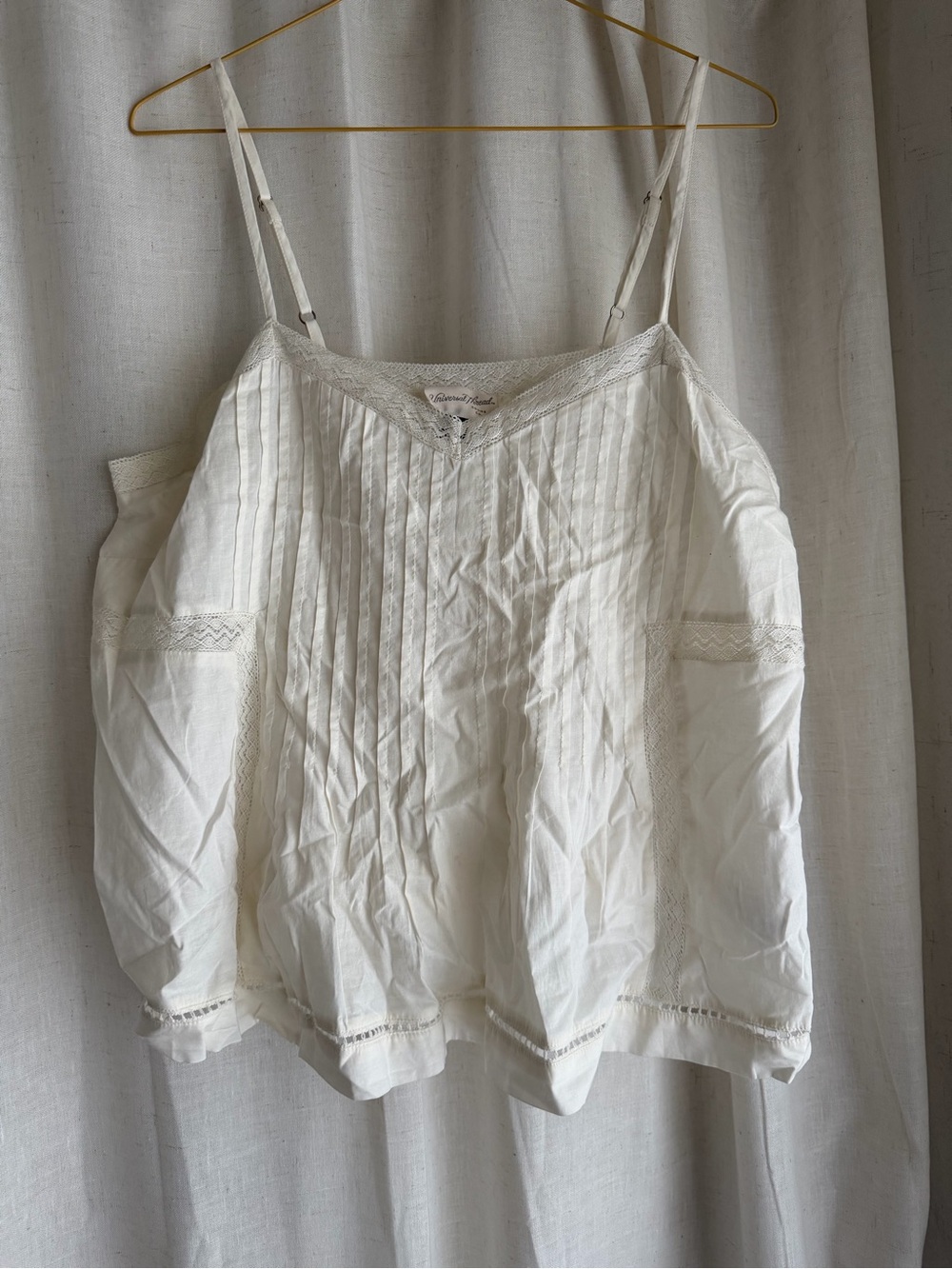 Universal Thread White Lace-Trim V-Neck Cami Tank - Picture 2 of 4